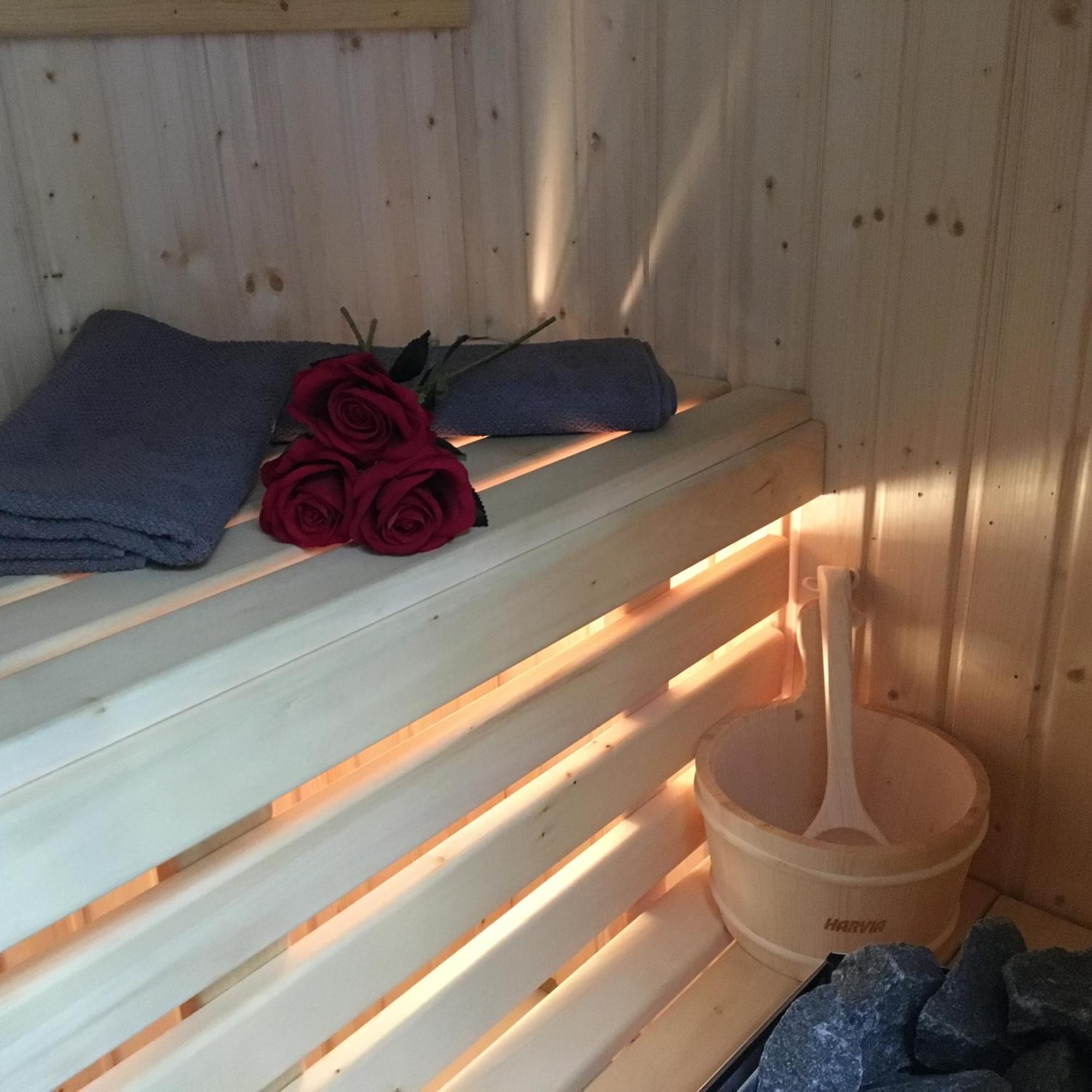 Family & Business Sauna Apartments Paderewskiego Sienkiewicza No2 Centrum Downtown - 2 Bedroom With Private Sauna, Bath With Hydromassage, Parking Kielce Bagian luar foto